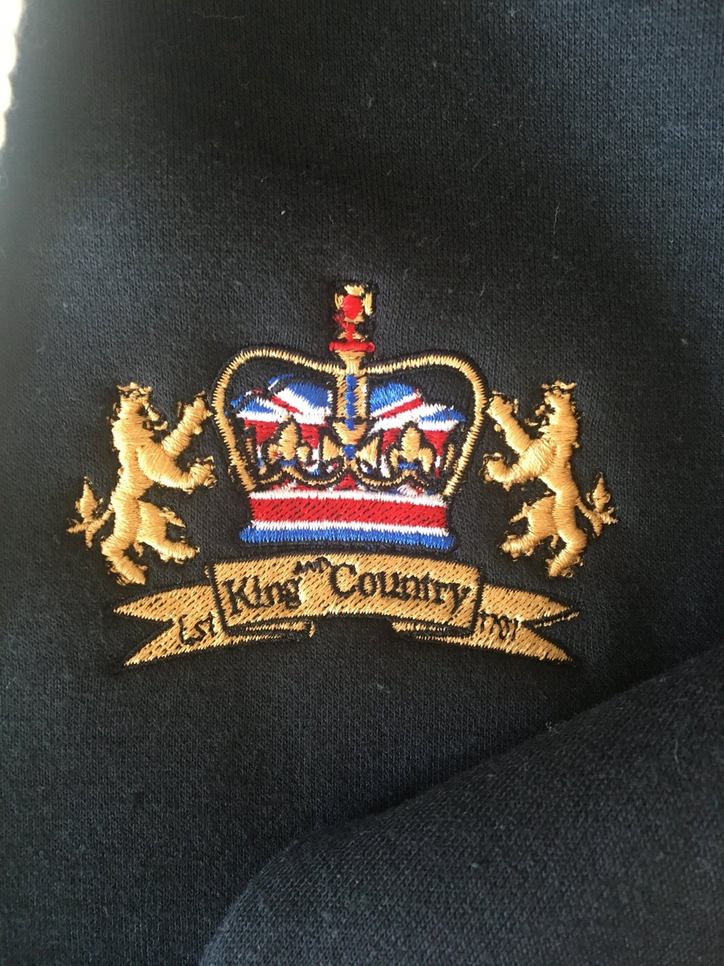 Rival Crest Logo Pullover Hoody - Black/ - Gold - King & Country -